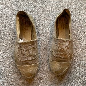 CHANEL espadrilles